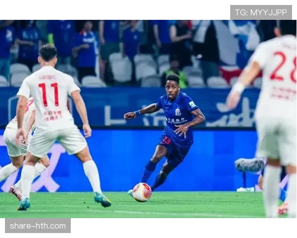 阿尔卡塞尔闪耀多特蒙德，助力球队重返胜利轨道