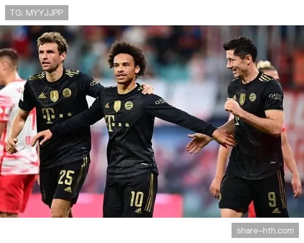 穆西亚拉多面手本色尽显，灵活换位能力引热议