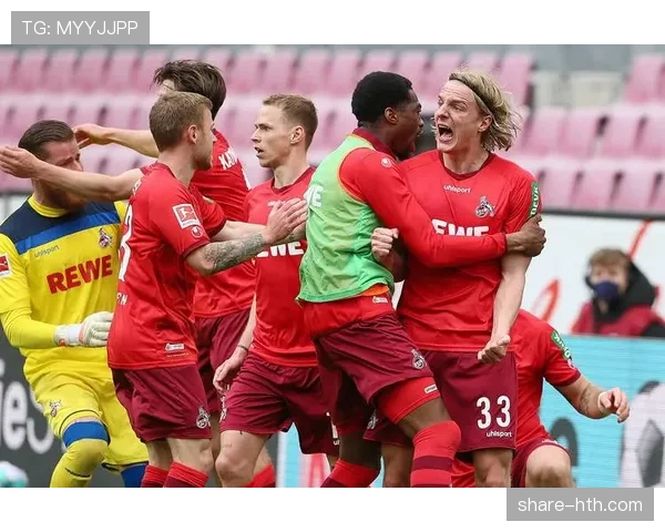 德甲中场配置升级多元化,新星崛起或将重塑战术格局 德甲中场配置升级多元化,新星崛起或将重塑战术格局